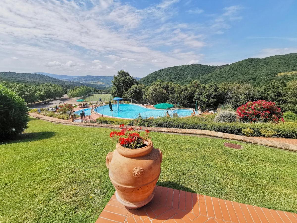 Resort Le Tegole Riparbella Buitenkant foto
